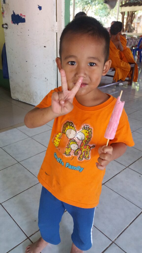 แบ่งฝันปันสุขให้น้อง ๆ มูลนิธิ, Soda Tour โซดาทัวร์,