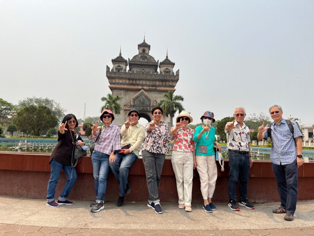 ลาว เวียงจันทร์ วังเวียง, Soda Tour โซดาทัวร์,
