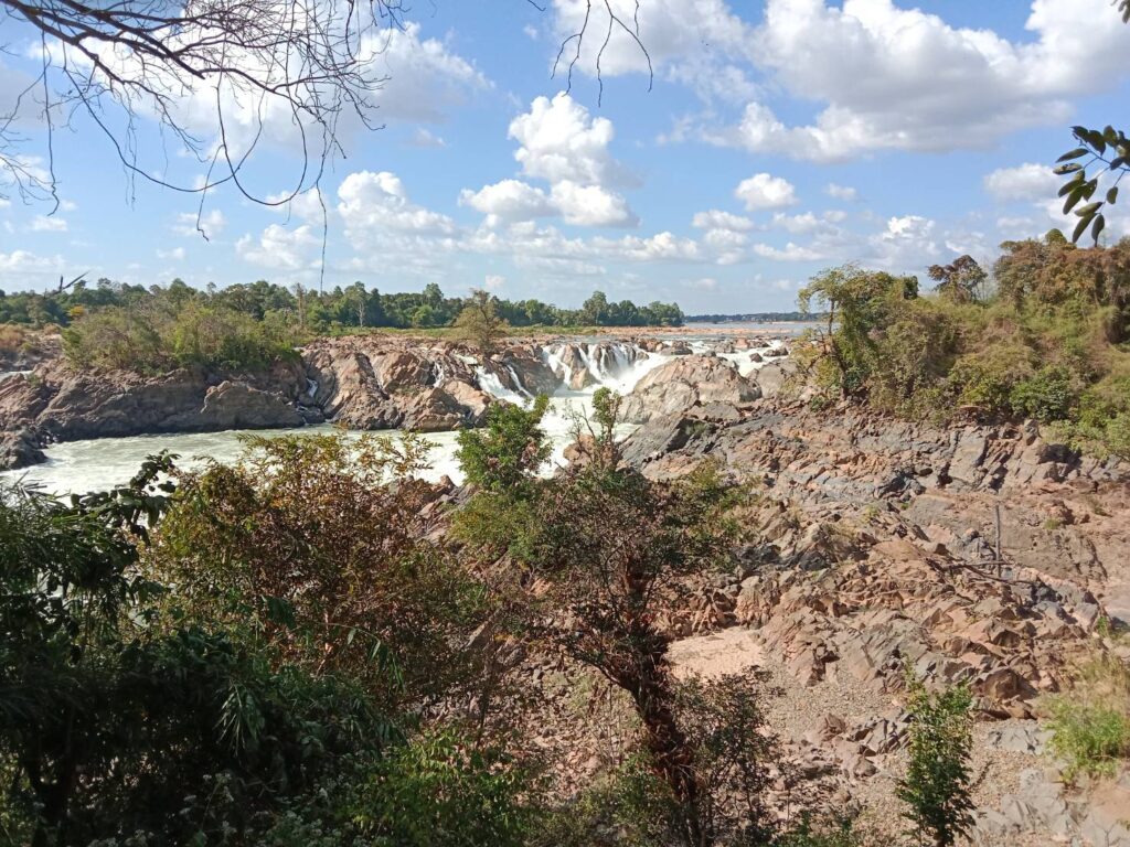 ลาวใต้ ปากเซ จำปาสัก 3 วัน 2 คืน, Soda Tour โซดาทัวร์,