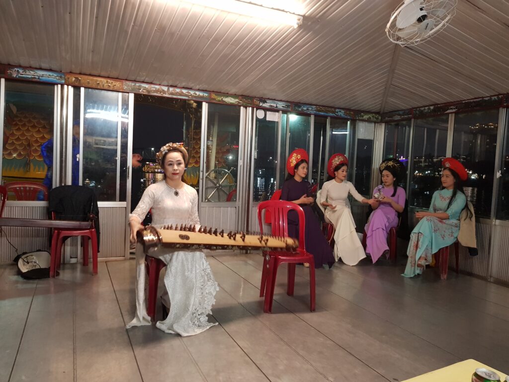 บาน่าฮิลล์ เวียดนามกลาง, Soda Tour โซดาทัวร์,