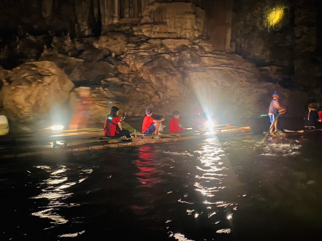 ทัวร์ถ้ำลอด จ.แม่ฮ่องสอน, Soda Tour โซดาทัวร์,