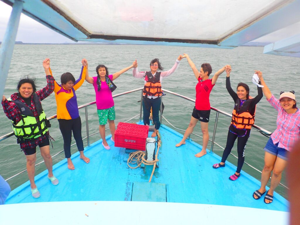 ทัวร์เกาะทะลุ จ.ประจวบฯ 3 วัน 2 คืน, Soda Tour โซดาทัวร์,