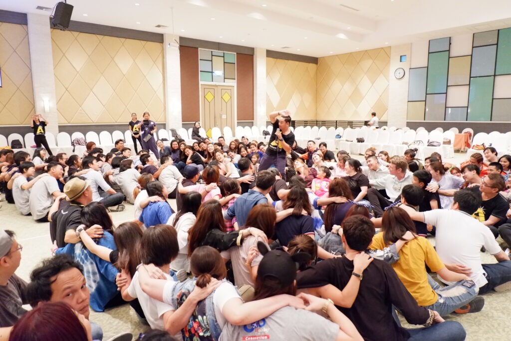 ชมรม เอเย่นต์ คลับ, Soda Tour โซดาทัวร์,