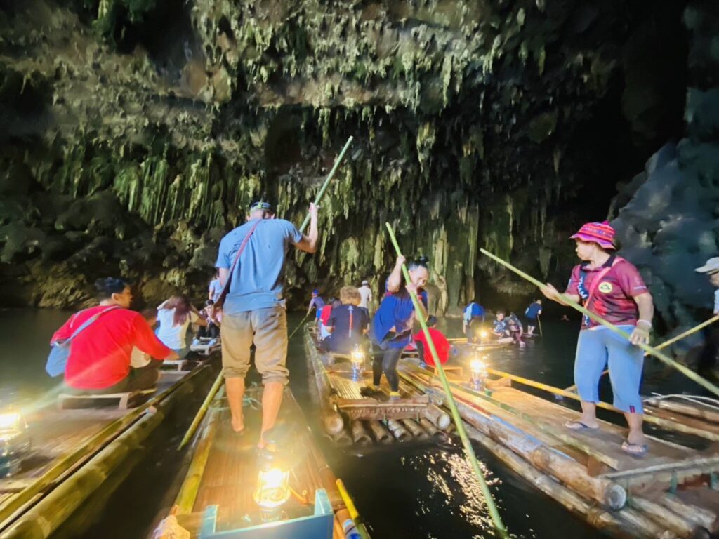 ทัวร์ถ้ำลอด จ.แม่ฮ่องสอน, Soda Tour โซดาทัวร์,