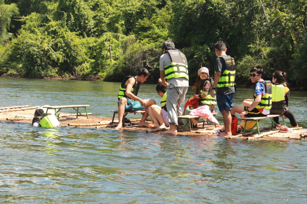 ล่องแพเปียก จ.กาญจนนบุรี, Soda Tour โซดาทัวร์,