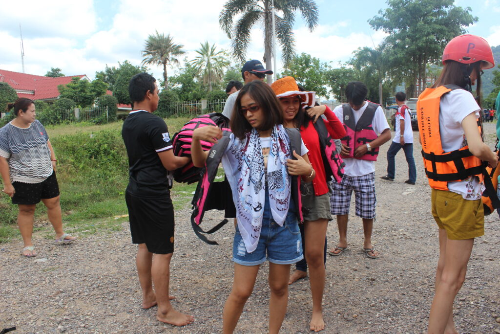 ทัวร์ล่องแก่ง จ.นครนายก บจก นิชิโอะ, Soda Tour โซดาทัวร์,