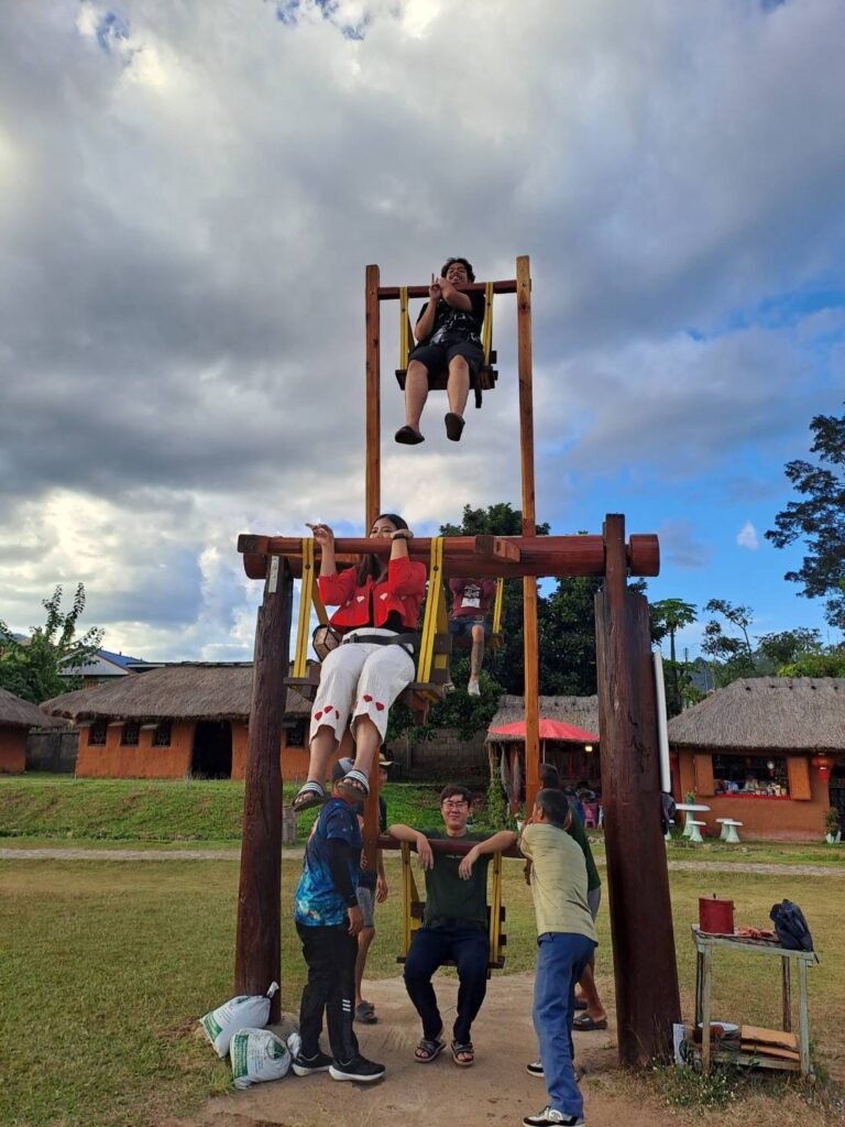 ทัวร์หมู่บ้านสันติชน จ.แม่ฮ่องสอน, Soda Tour โซดาทัวร์,