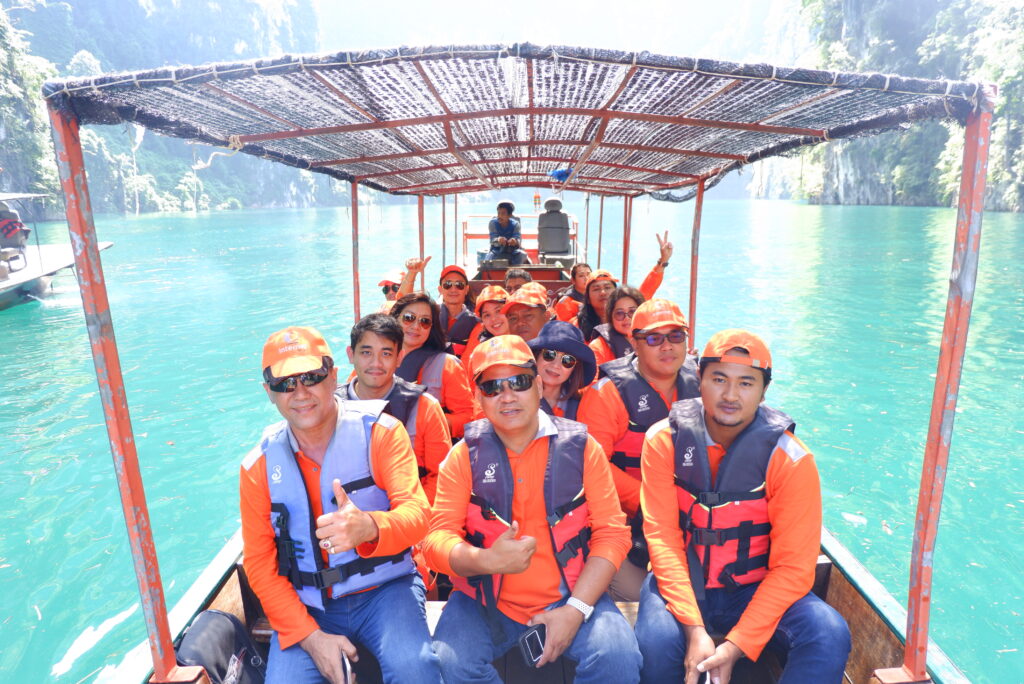 เขื่อนรัชชประภา 3 วัน 2 คืน บริษัท แคท เทเลคอม จำกัด, Soda Tour โซดาทัวร์,