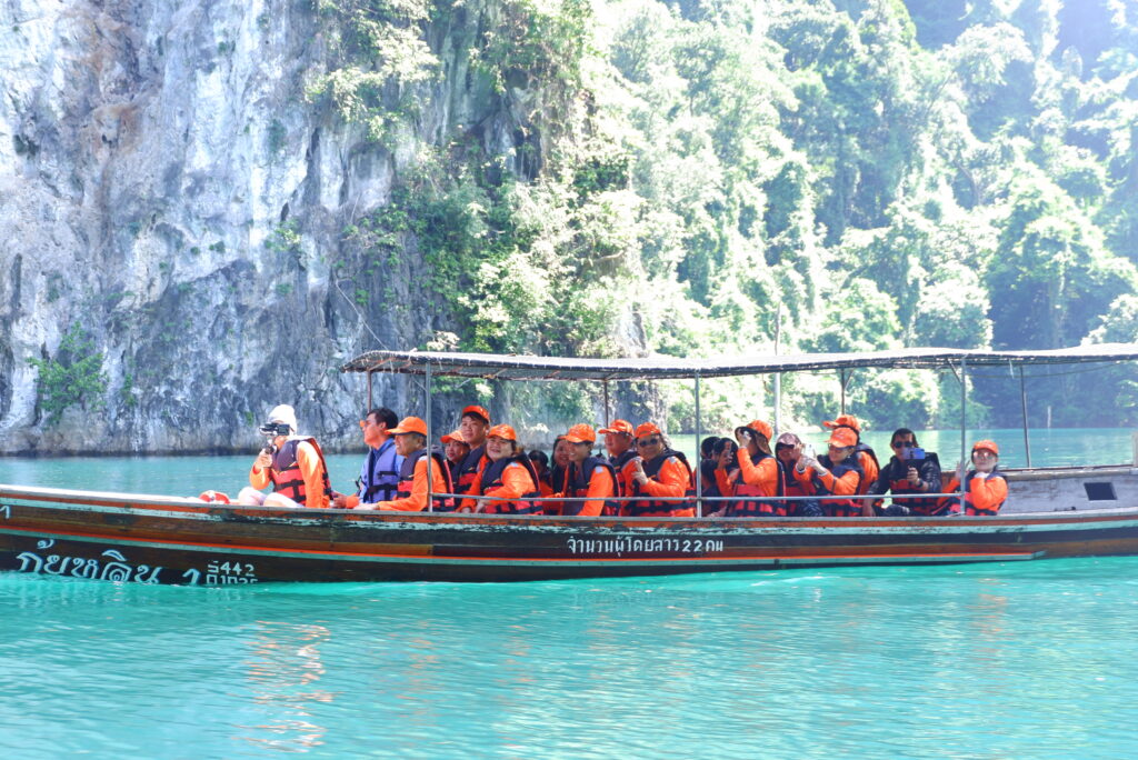 เขื่อนรัชชประภา 3 วัน 2 คืน บริษัท แคท เทเลคอม จำกัด, Soda Tour โซดาทัวร์,