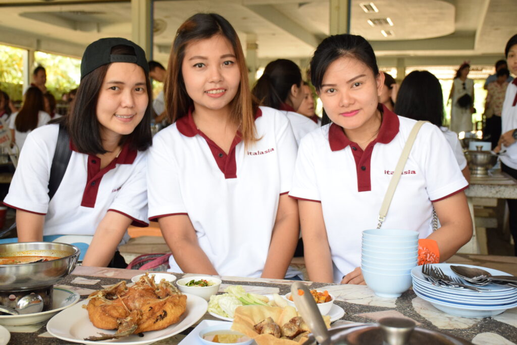 พัทยา 2 วัน 1 คืน บริษัท อิตาเลเซีย จำกัด, Soda Tour โซดาทัวร์,