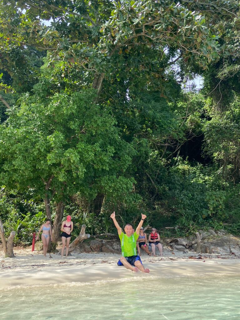 เกาะช้าง 3 วัน 2 คืน บริษัท แอดอินบิซิเนส, Soda Tour โซดาทัวร์,