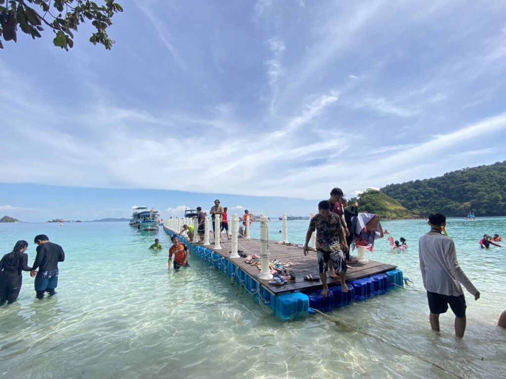 เกาะช้าง 3 วัน 2 คืน บริษัท แอดอินบิซิเนส, Soda Tour โซดาทัวร์,