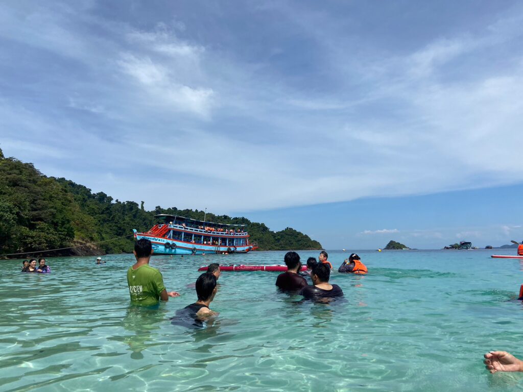 เกาะช้าง 3 วัน 2 คืน บริษัท แอดอินบิซิเนส, Soda Tour โซดาทัวร์,