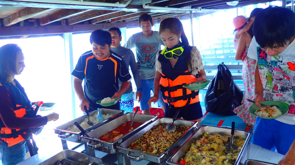 ดำน้ำเกาะทะลุ จ.ประจวบคีรีขันธ์ 3 วัน 2 คืน บริษัททัวร์เอ็กซ์เพรส เซ็นเตอร์ จำกัด, Soda Tour โซดาทัวร์,