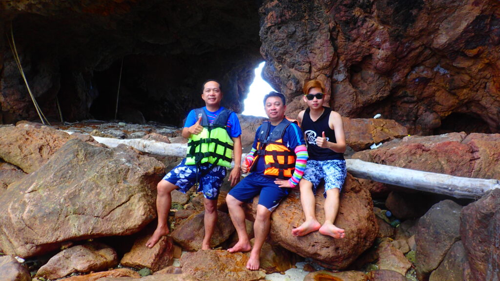 ดำน้ำเกาะทะลุ จ.ประจวบคีรีขันธ์ 3 วัน 2 คืน บริษัททัวร์เอ็กซ์เพรส เซ็นเตอร์ จำกัด, Soda Tour โซดาทัวร์,