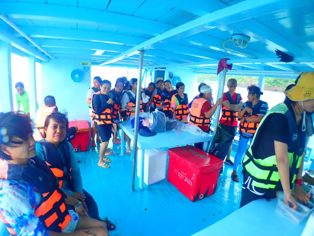 ดำน้ำเกาะทะลุ เกาะสิงห์ จ.ประจวบฯ สหกรณ์ออมทรัพย์ทหารผ่านศึก, Soda Tour โซดาทัวร์,