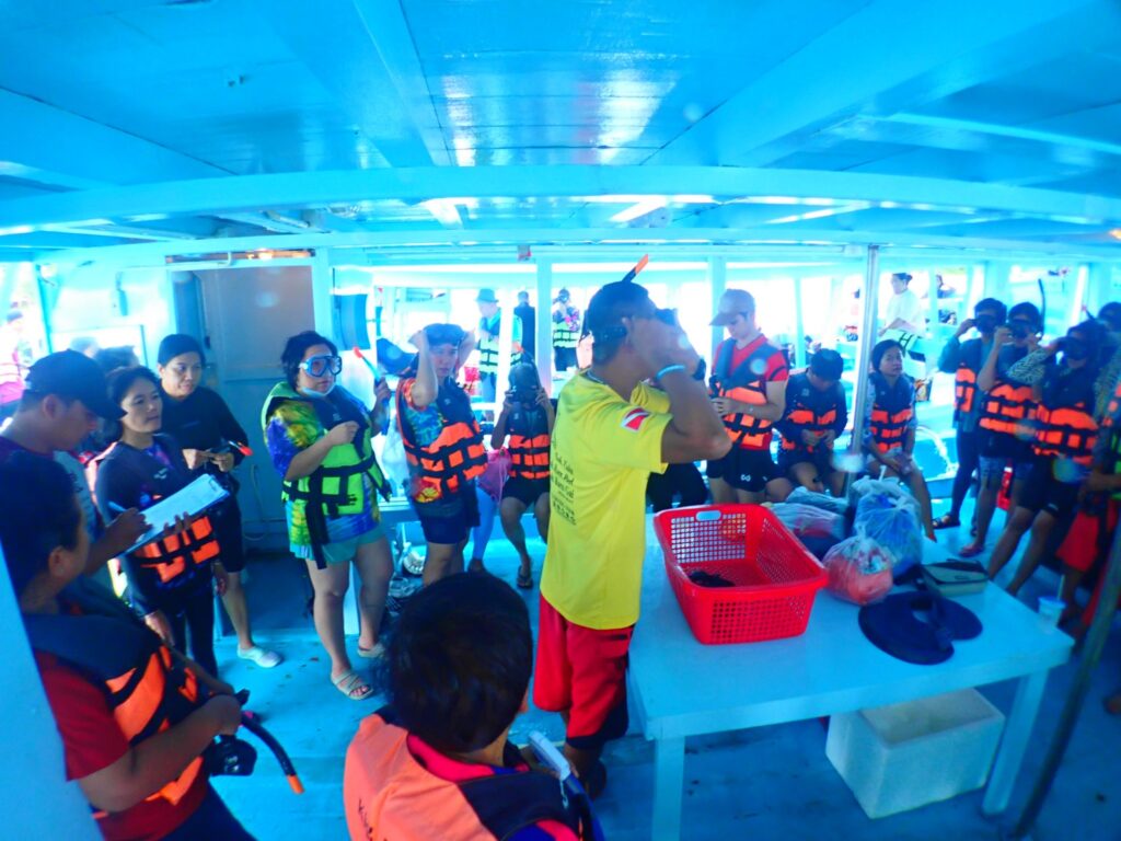 ดำน้ำเกาะทะลุ เกาะสิงห์ จ.ประจวบฯ สหกรณ์ออมทรัพย์ทหารผ่านศึก, Soda Tour โซดาทัวร์,