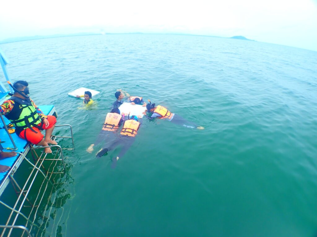 ดำน้ำเกาะทะลุ เกาะสิงห์ จ.ประจวบฯ สหกรณ์ออมทรัพย์ทหารผ่านศึก, Soda Tour โซดาทัวร์,