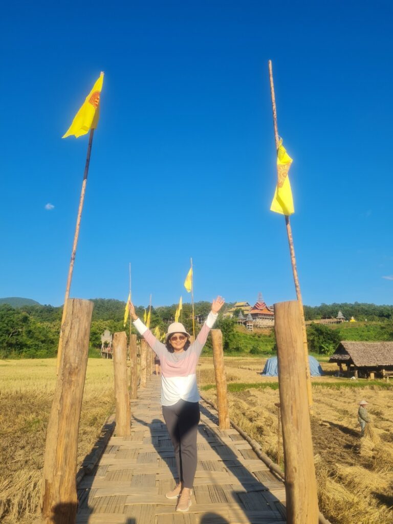 ปาย แม่ฮ่องสอน บ้านรักไทย 3 วัน 2 คืน จอยทัวร์, Soda Tour โซดาทัวร์,